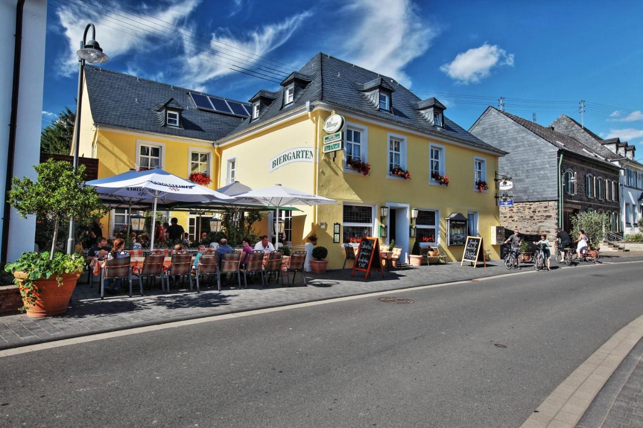Hotel Zur Post Mulheim an der Mosel Exterior photo