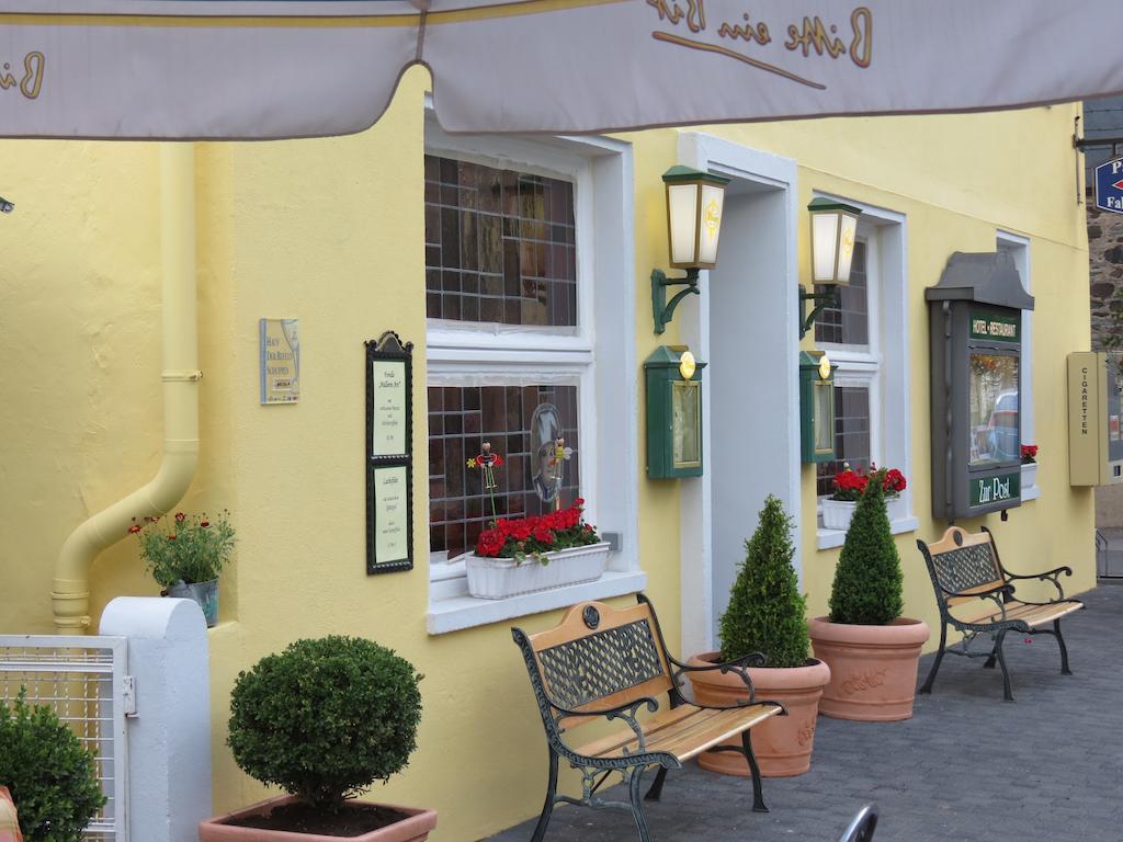 Hotel Zur Post Mulheim an der Mosel Exterior photo